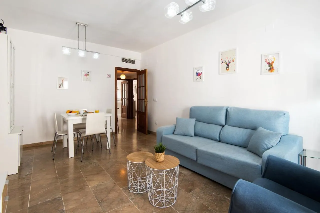 Capuchinos Center Apartment - Parking Free&Pet Friendly Málaga